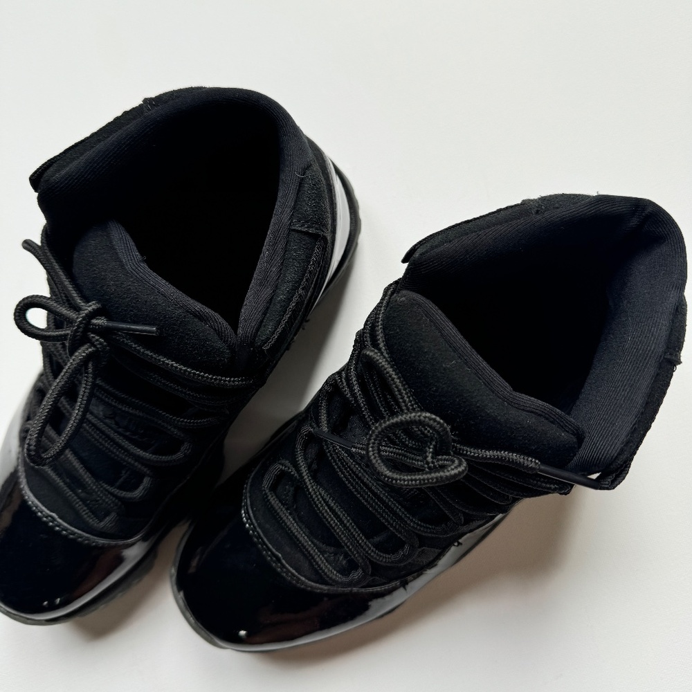 Jordan 11 Retro Cap and Gown All Black Sneakers Shoes Size 7Y - Picture 15 of 16